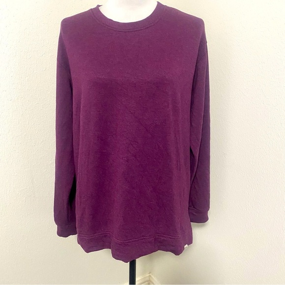 Orvis Women Size Medium Cozy Pullover Soft Crewneck Sweatshirt Beautiful Purple - Picture 1 of 10
